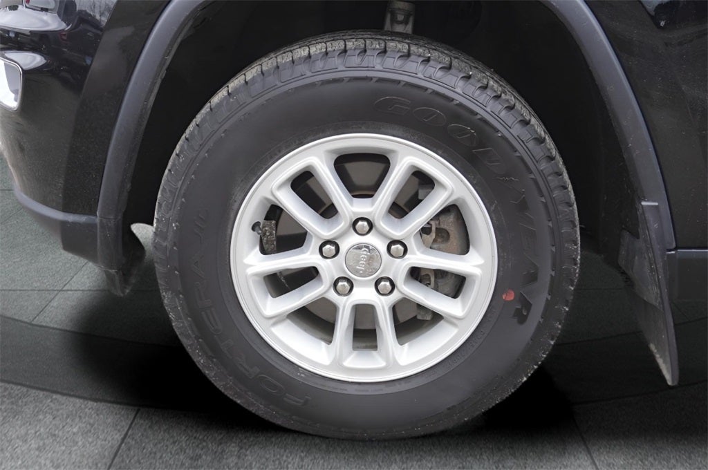 2019 Jeep Grand Cherokee Laredo E