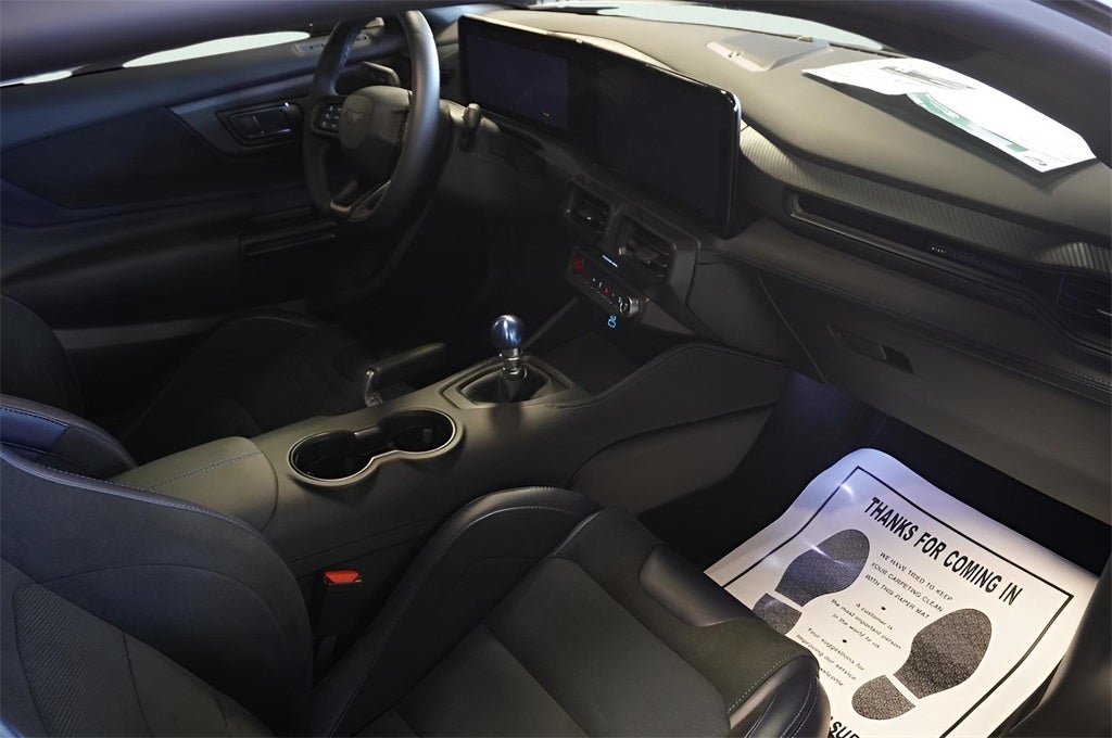 2025 Ford Mustang Dark Horse