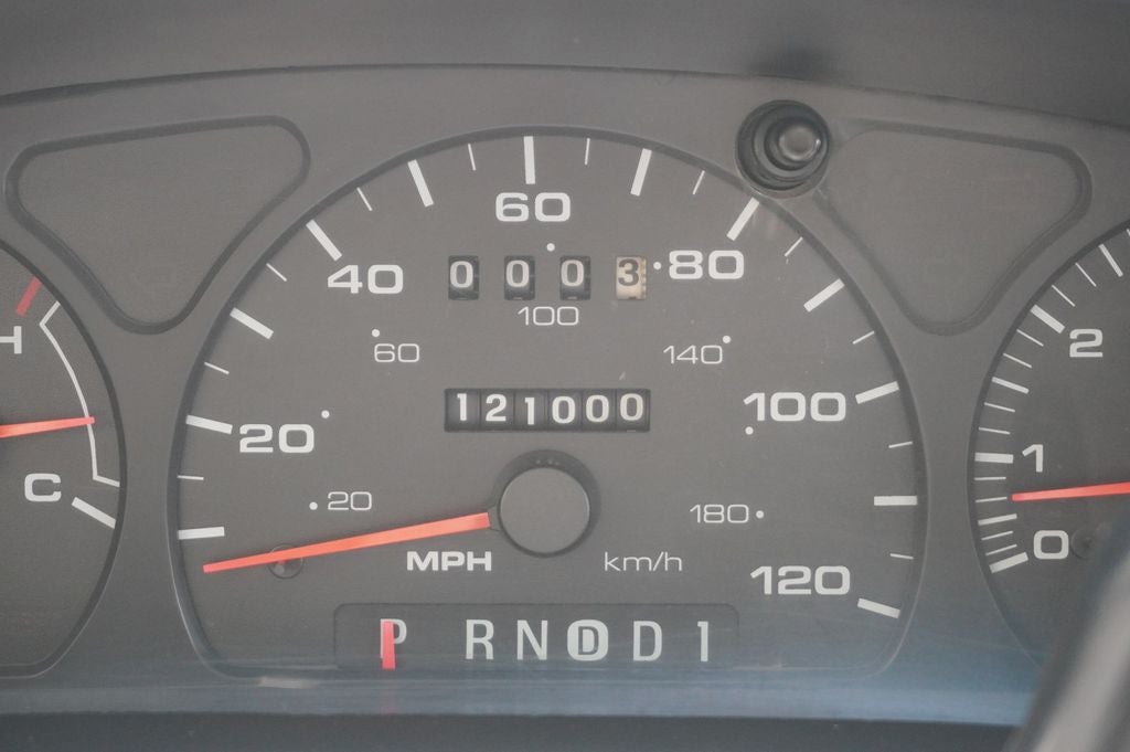 2002 Ford Taurus SE