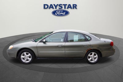 2002 Ford Taurus SE