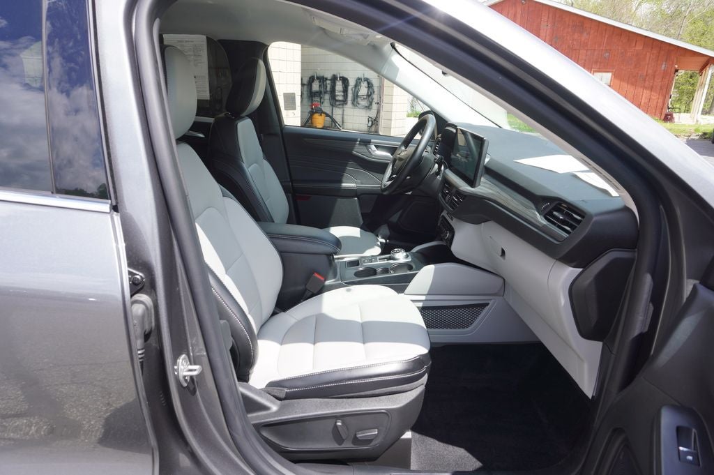 2023 Ford Escape Platinum