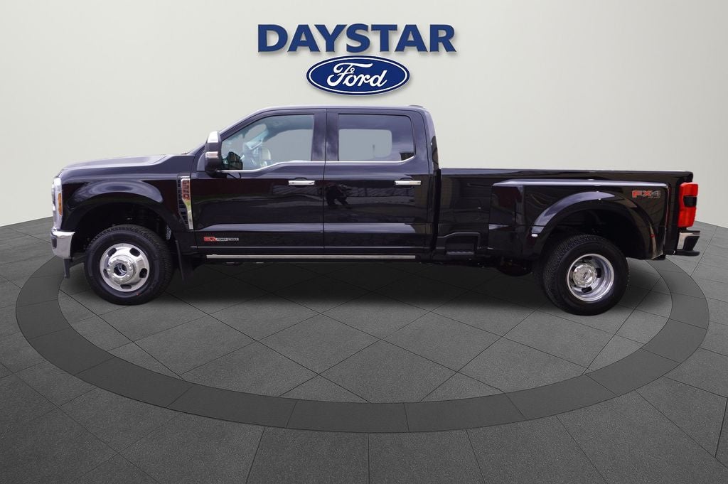 2026 Ford F-350SD Lariat DRW