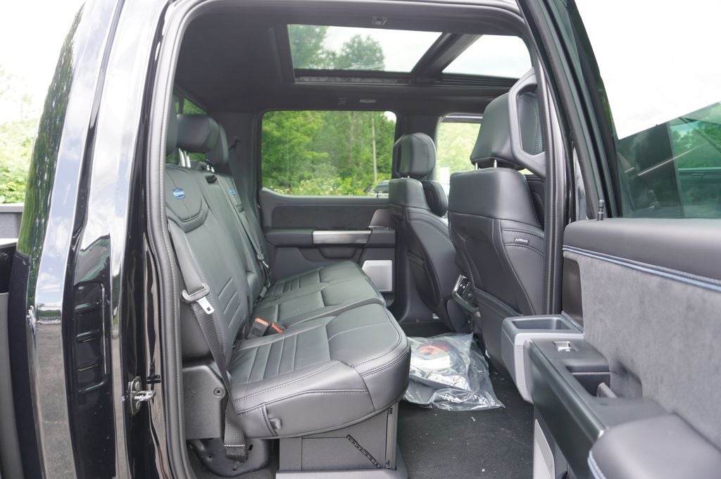 2026 Ford F-350SD Platinum DRW