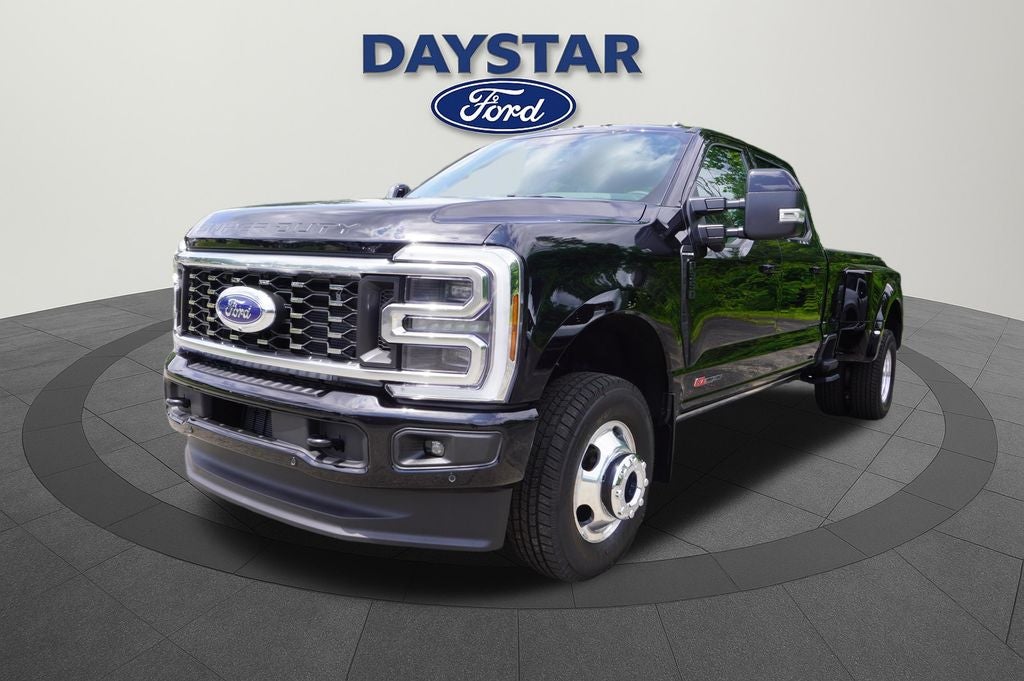 2026 Ford F-350SD Platinum DRW