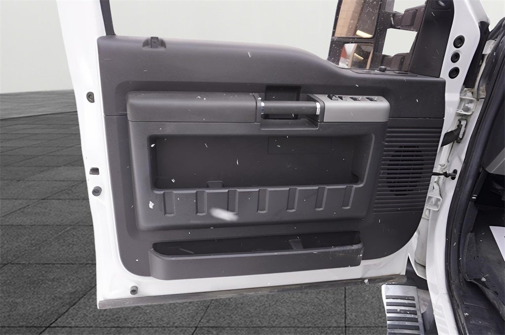 2016 Ford F-350SD Lariat DRW