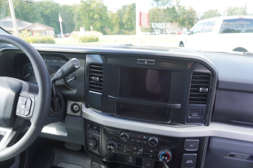 2027 Ford F-350SD XLT