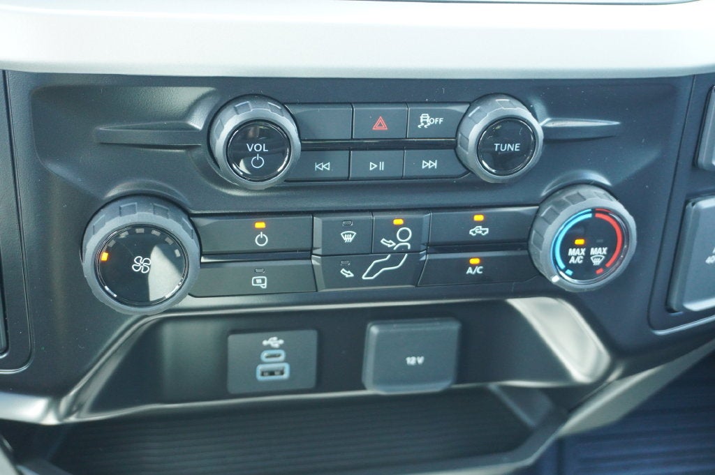 2027 Ford F-350SD XLT