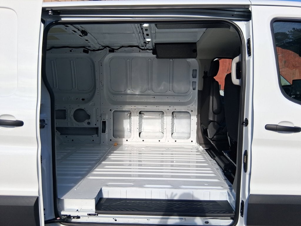2027 Ford Transit-250 Base