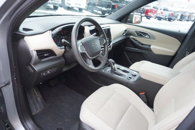 2023 Chevrolet Traverse LS