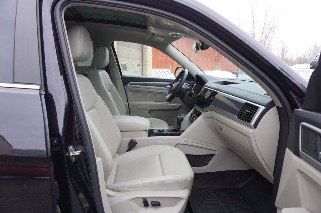 2022 Volkswagen Atlas 3.6L V6 SEL R-Line