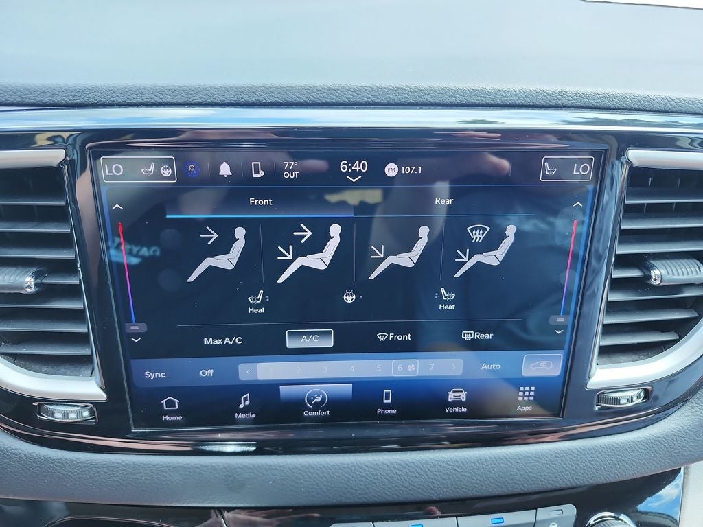 2023 Chrysler Pacifica Touring L