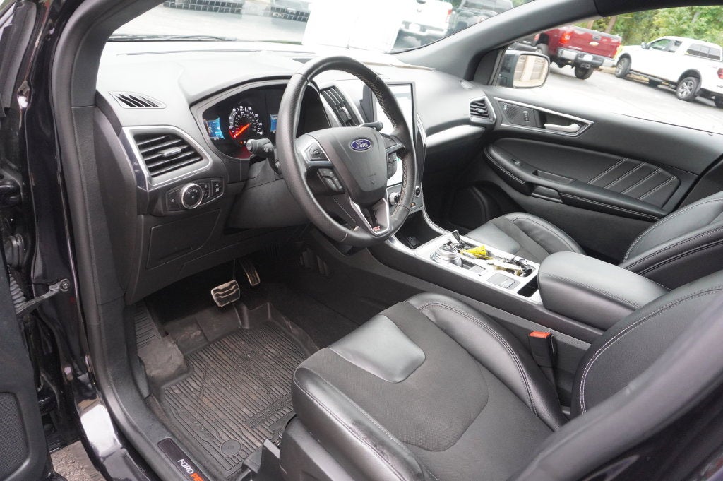 2023 Ford Edge ST