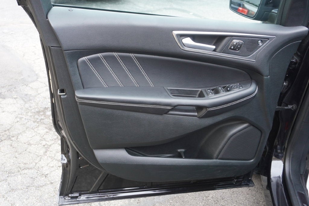 2023 Ford Edge ST