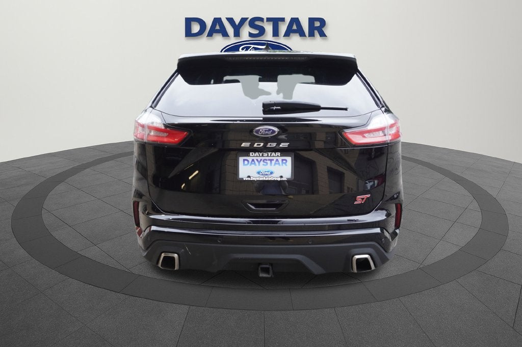 2023 Ford Edge ST
