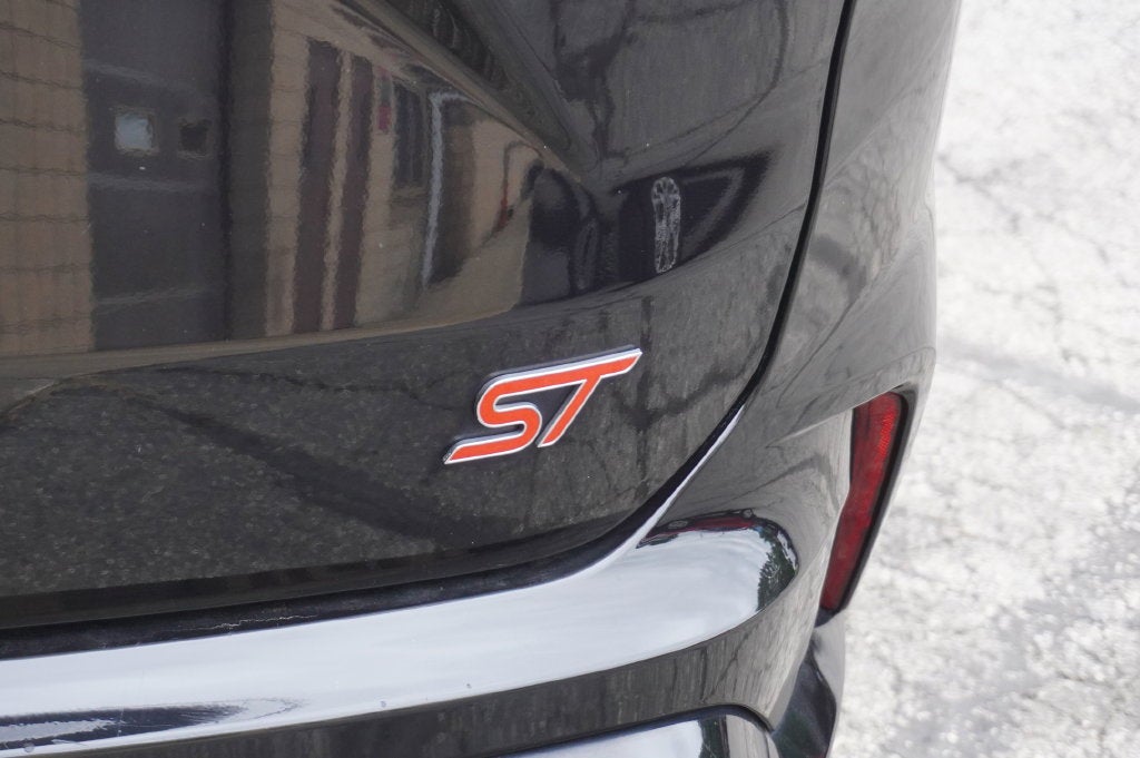2023 Ford Edge ST