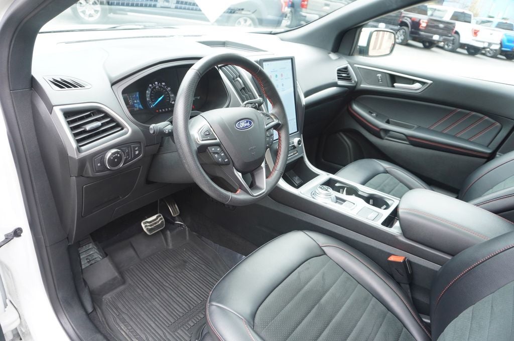 2023 Ford Edge ST Line