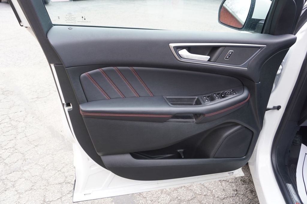 2023 Ford Edge ST Line