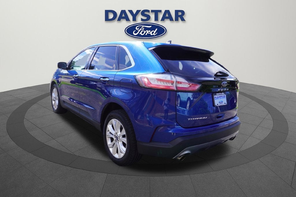 2022 Ford Edge Titanium