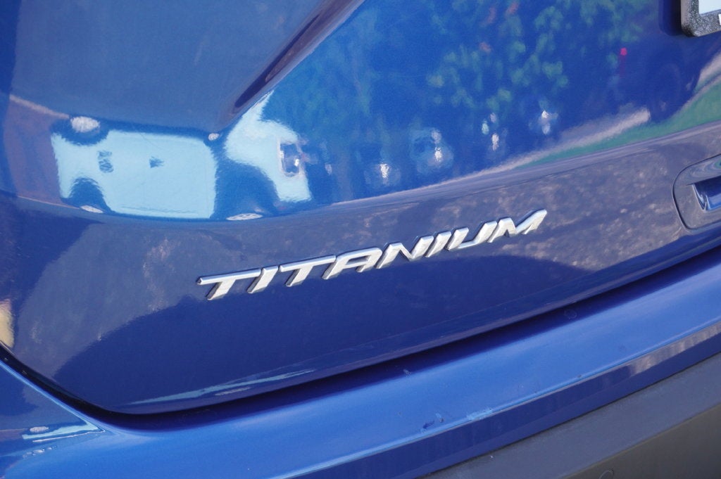 2022 Ford Edge Titanium