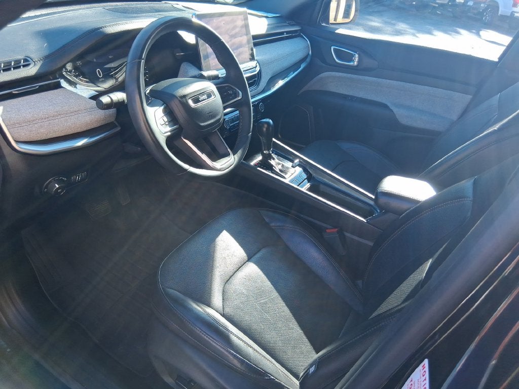 2023 Jeep Compass Latitude Lux