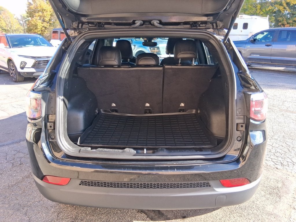 2023 Jeep Compass Latitude Lux