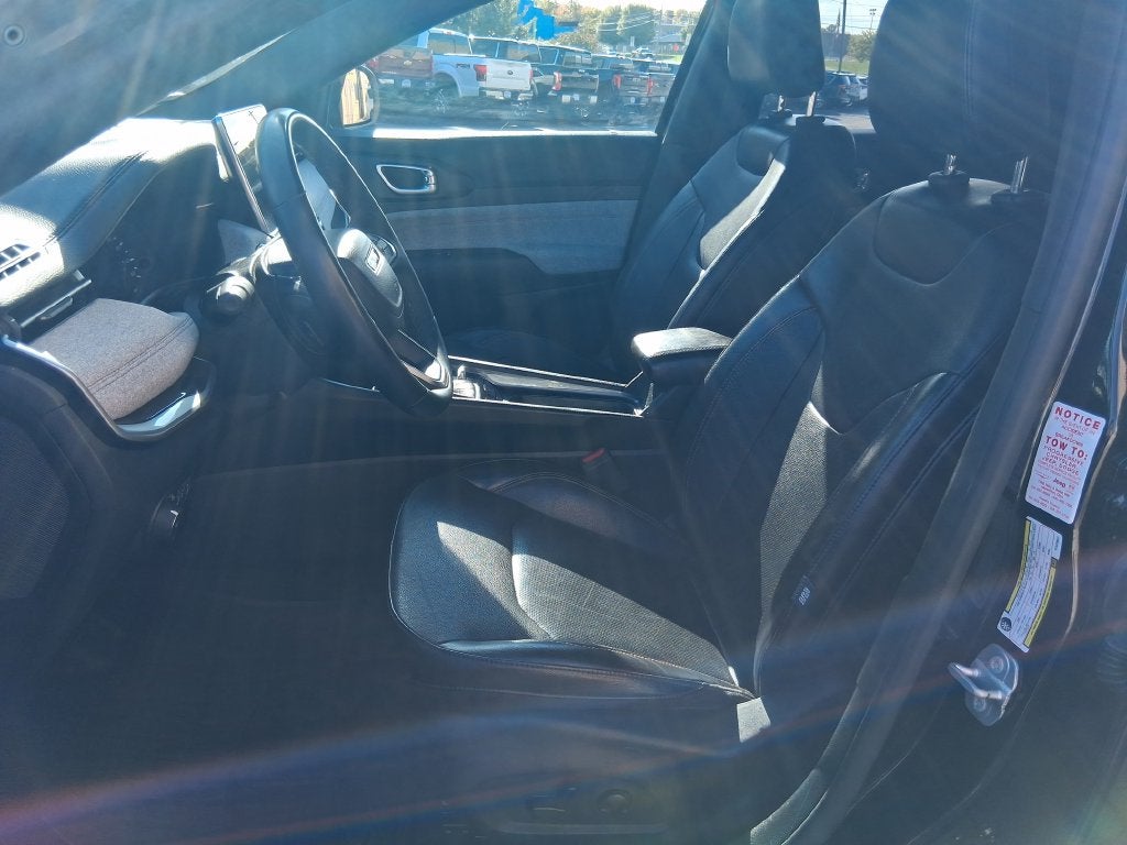 2023 Jeep Compass Latitude Lux