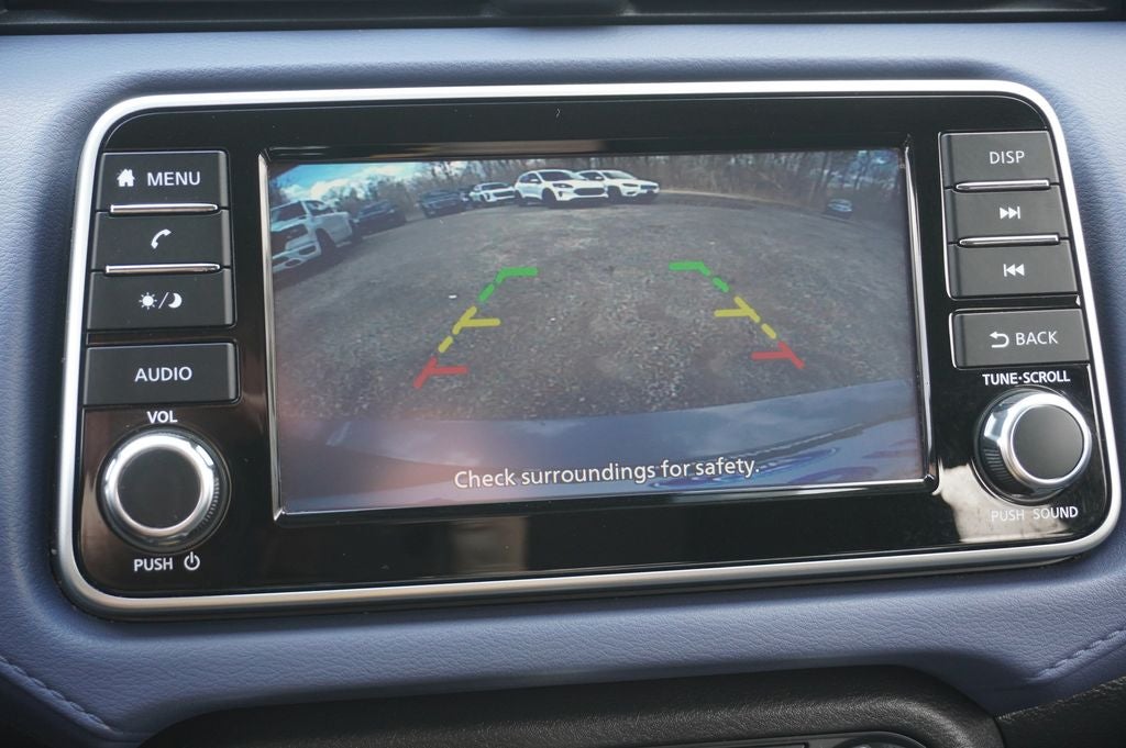 2023 Nissan Versa 1.6 SV