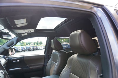 2016 Toyota Tacoma Limited V6
