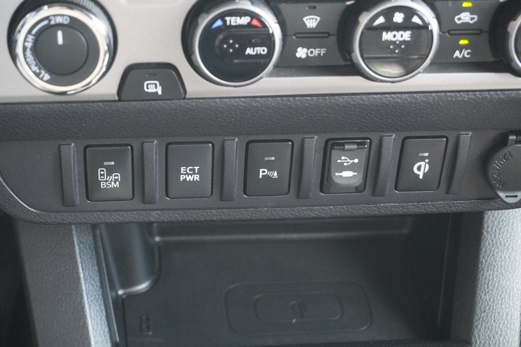 2016 Toyota Tacoma Limited V6