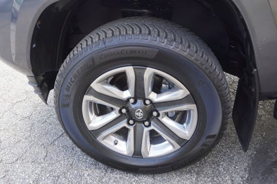 2016 Toyota Tacoma Limited V6