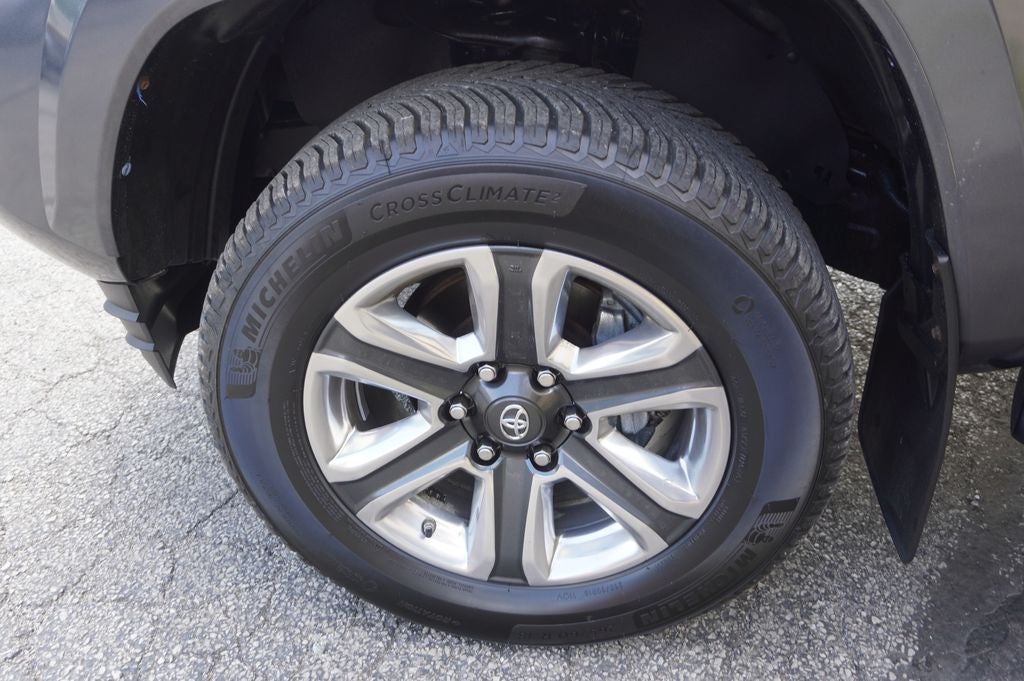 2016 Toyota Tacoma Limited V6