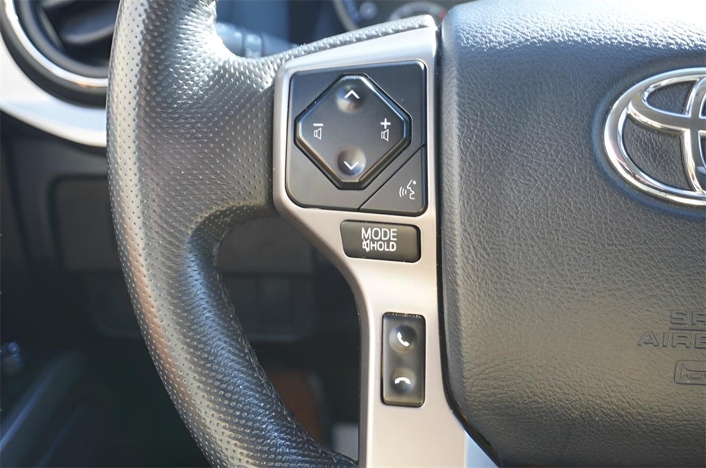 2020 Toyota Tacoma SR5 V6