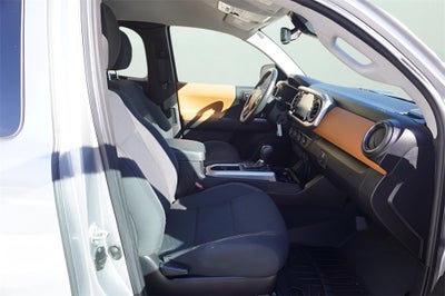 2020 Toyota Tacoma SR5 V6