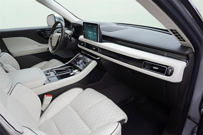 2022 Lincoln Aviator Plug-In Hybrid Black Label Grand Touring