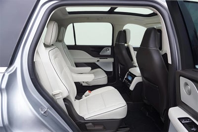 2022 Lincoln Aviator Plug-In Hybrid Black Label Grand Touring