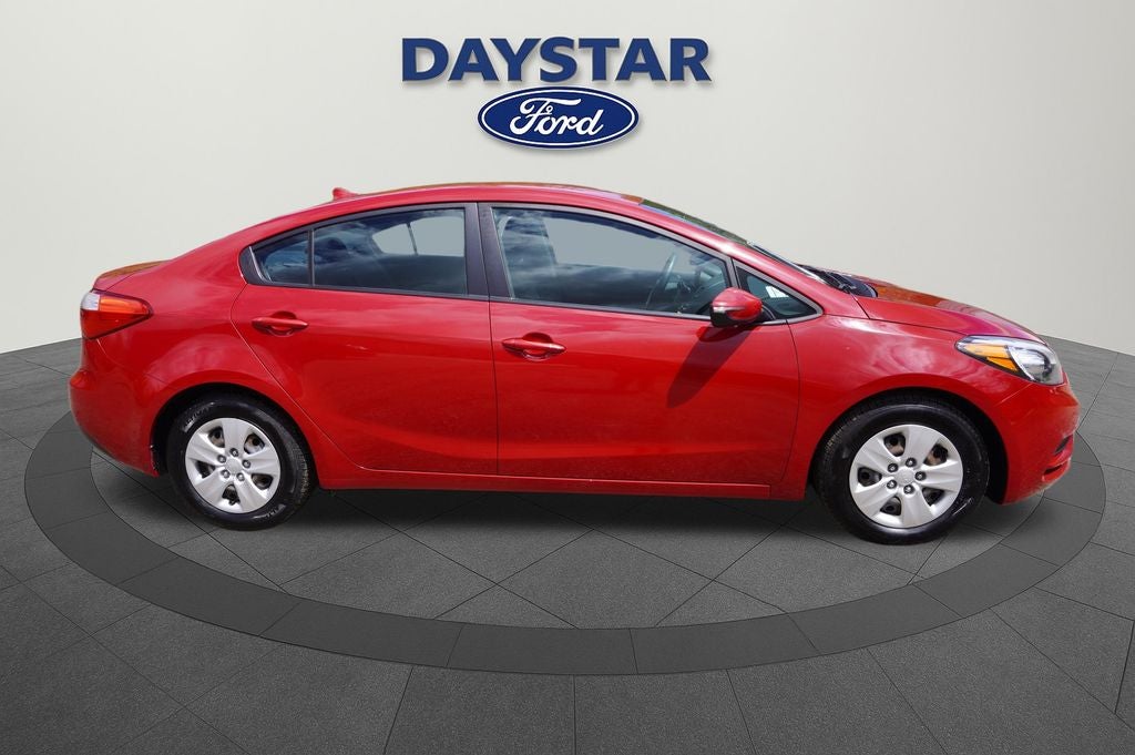 Used 2016 Kia Forte LX with VIN KNAFX4A62G5560256 for sale in Garrettsville, OH