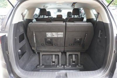 2023 Kia Carnival LX Seat Package